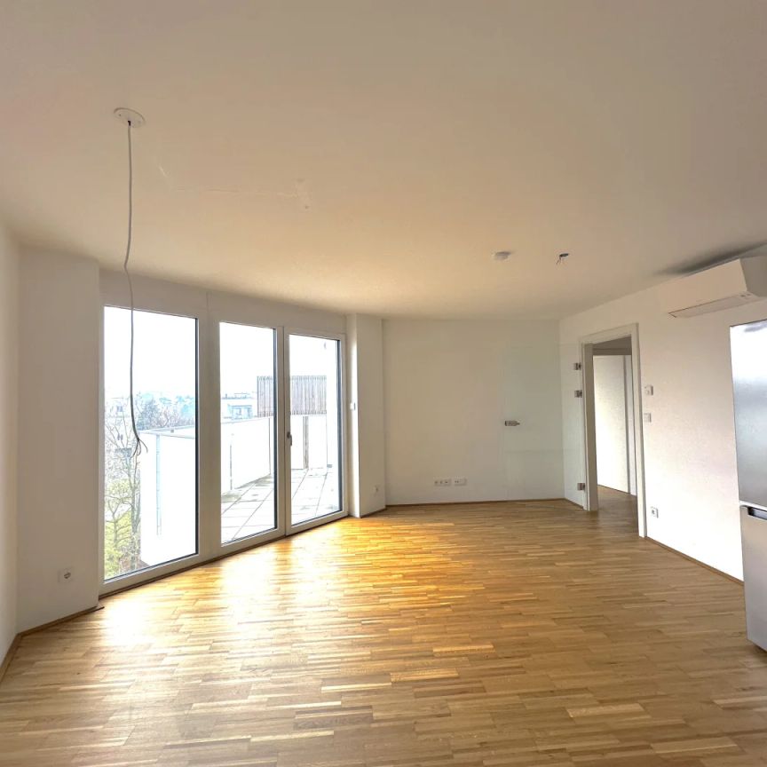 FLAIR IN THE CITY - Tolle 2-Zimmer Wohnung mit gutem Schnitt - inkl. Klimageräten und Pool auf der hauseigenen Dachterrasse! jetzt zuschlagen - Foto 1