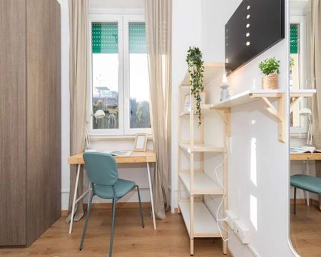 Via Giuseppe Regaldi, Milan, Lombardy 20161 - Photo 4