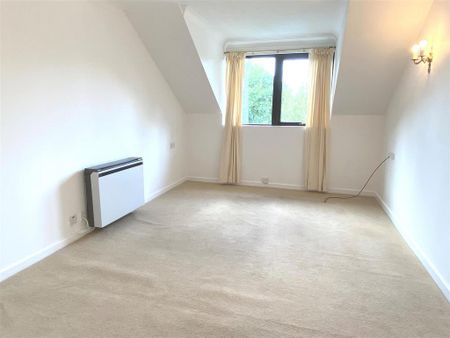 1 bedroom flat to rent - Photo 2