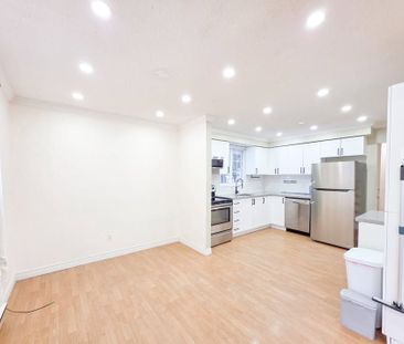For Lease - 556 Capilano Crescent, Oshawa, Ontario - Photo 3