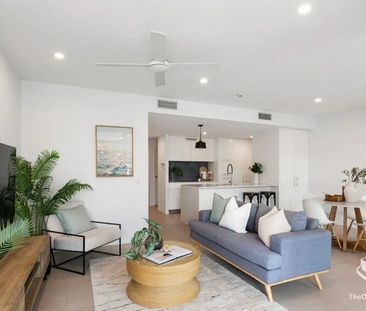 Secluded Ground-Level Living with Space to Adapt - Photo 2