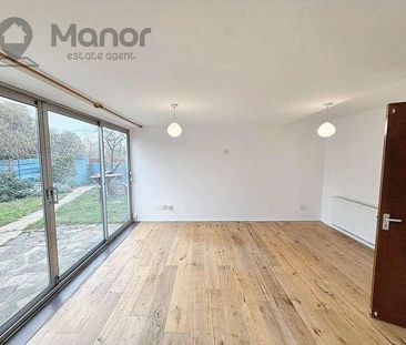 Gainsborough Avenue, Manor, E12 - Photo 2