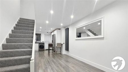 3 bedroom terraced house to rent - Photo 4