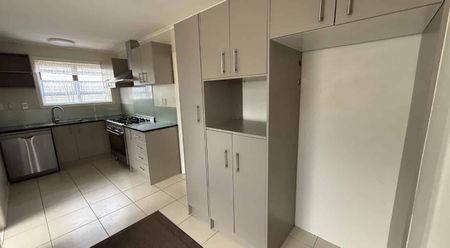 Lovely home Papatoeto - Photo 4