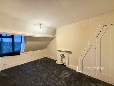 3 bedroom house to rent Church Road, Burgess Hill, RH15 - Photo 2