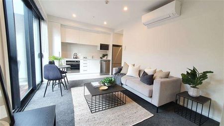 Modern apartment, conveniently located - Photo 4