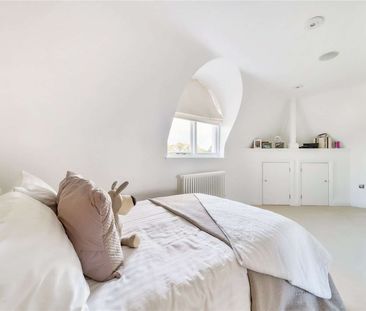 A stunning contemporary apartment in a converted Grade II listed building - Photo 1