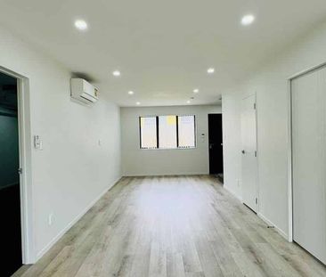 3 Bedroom + 2 Bathrooms Townhouse - Photo 4