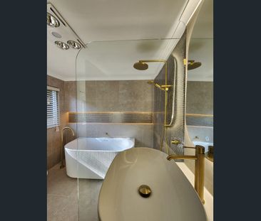 Serene luxury with valley views - Photo 6