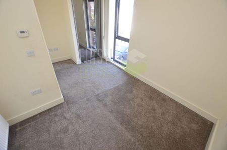 2 bedroom townhouse to rent - Photo 2