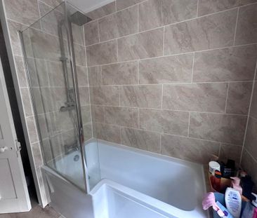Room 4, 40a Farnham Road, Onslow, GU2 4JN - Photo 5