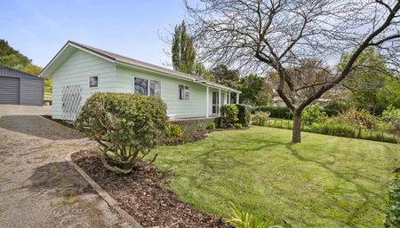 Halcombe - Two Bedroom - Photo 3