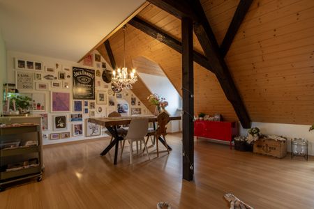Vaste appartement-galerie dans le centre-ville d'Aarberg - Foto 3