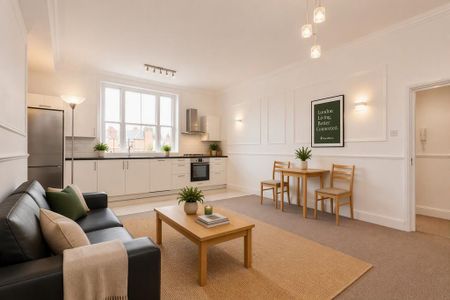 3 bedroom flat to rent - Photo 2