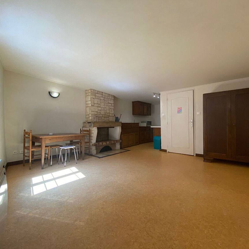 Location Appartement 1 pièce 39m² BESANCON 25000 - Photo 1