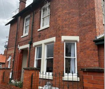 1 bedroom in a flat share to rent - Photo 1