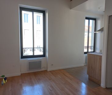 Location Appartement 1 pièce 18m² VICHY 03200 - Photo 4