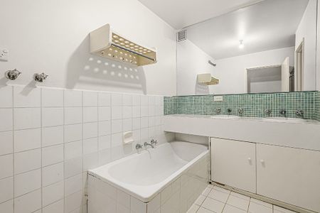 13/217A Highfield Road, Camberwell VIC 3124 - Photo 4