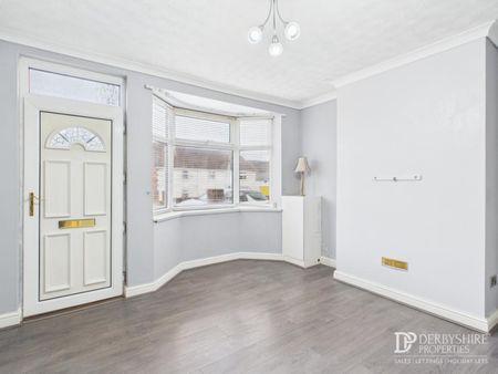 2 Bedroom Terraced House - Photo 2