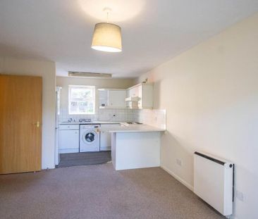 2 bedroom apartment to rent - Photo 3