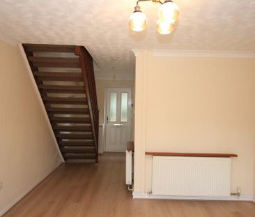 2 bedroom terraced house to rent - Photo 3