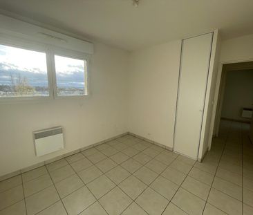 ESCALQUENS / Location Appartement 3 Pièces 53 m² - Photo 4