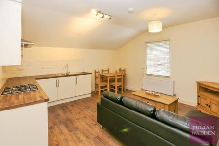 1 bedroom flat to rent - Photo 3
