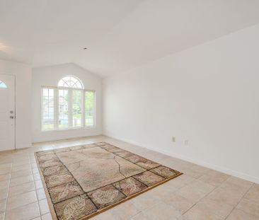 For Lease - 2887 Darien Road, Burlington, Ontario - Photo 2