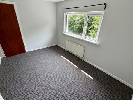 89 Uppertown Drive, Newtownabbey, BT36 6NT - Photo 4