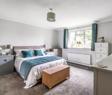 2 bedroom maisonette to rent - Photo 4