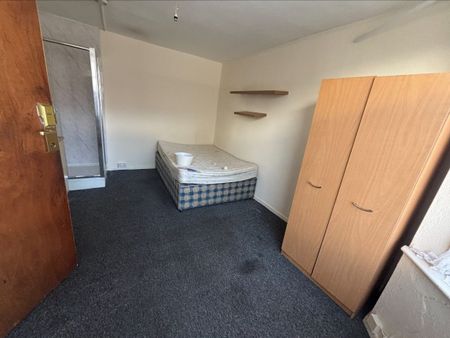Room in a Shared House, Humber Road, CV3 - Photo 4