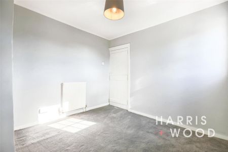 2 bedroom terraced house to rent - Photo 3