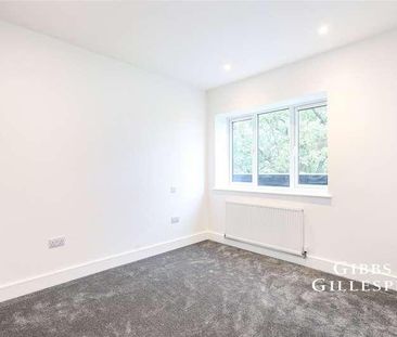 Firdene, Oxford Road, Gerrards Cross, Buckinghamshire, SL9 - Photo 4