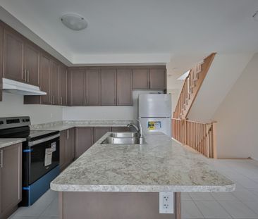 For Lease - 36 Sissons Way, Markham, Ontario - Photo 1