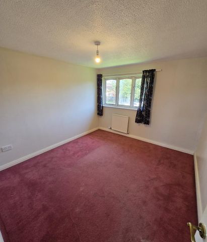 3 bedroom detached house to rent - Photo 4