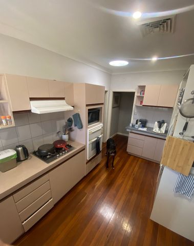 Cloverdale - Photo 2