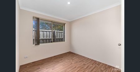 Spacious & Stylish 3-Bedroom Modern Living Home in a Prime Location - Photo 3