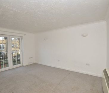 Arthurs Close, Emersons Green, Bristol, Gloucestershire, BS16 - Photo 5