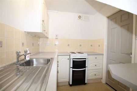 Westcliffe Road, Cleckheaton, BD19 - Photo 4