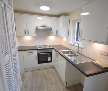 Studio to rent - Photo 6