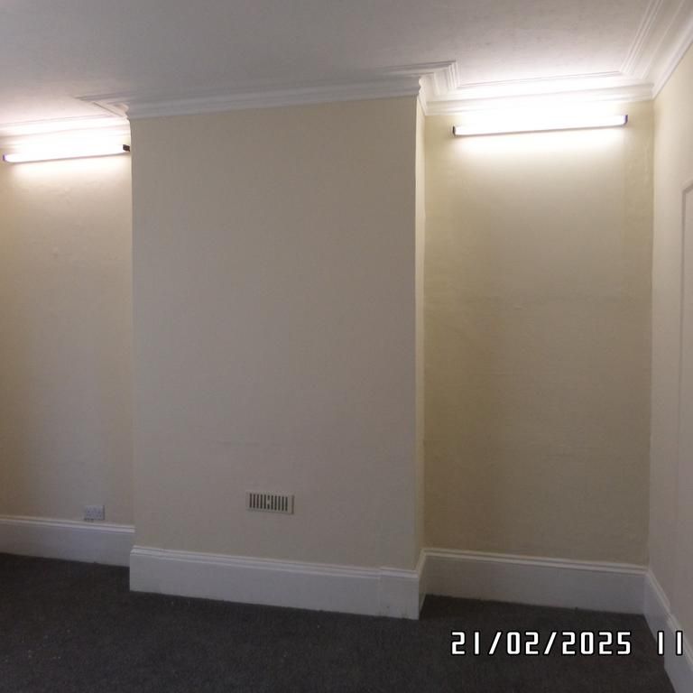 2 bedroom detached house to rent - Photo 1