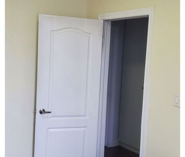 For Lease - 475 Bathurst Street Unit# 202, Toronto, Ontario - Photo 3