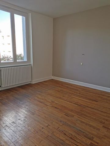 Location Appartement Clermont-Ferrand - Photo 3