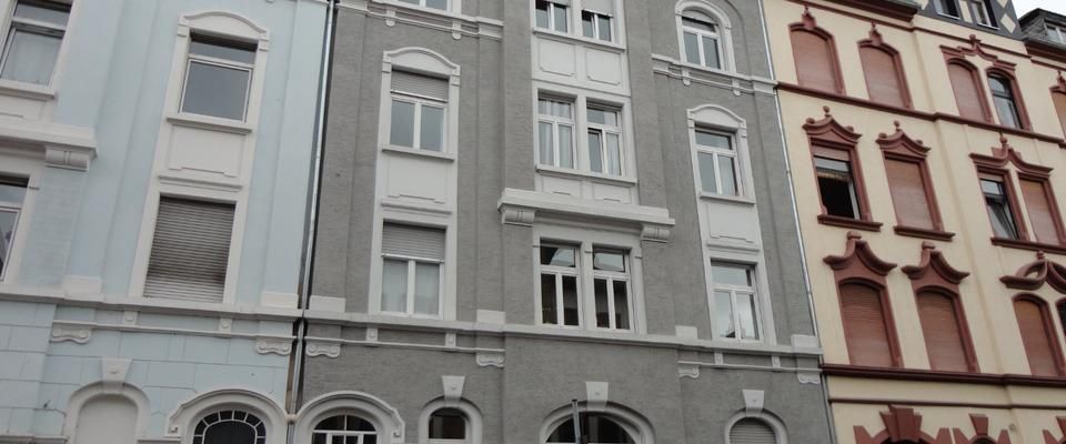 3 Zimmerwohnung in stilvollem schönen Altbau - Photo 1