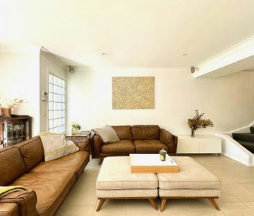 Maroubra Beach 3 Bed 2 Bath 2 CarspaceTownhouse with courtyards - Photo 1