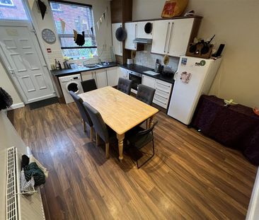 Stanmore Road, Burley, LS4 2RU, Leeds - Photo 6