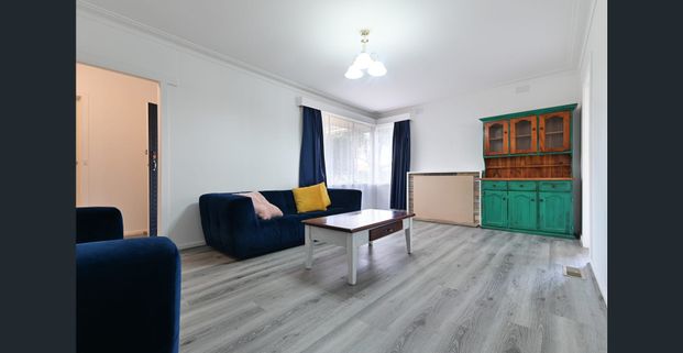 Comfortable Living in Burwood East - Photo 1