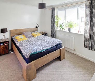 2 bedroom semi-detached house to rent - Photo 6