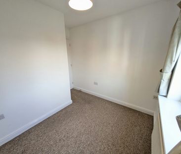 Town house to rent on - Photo 4