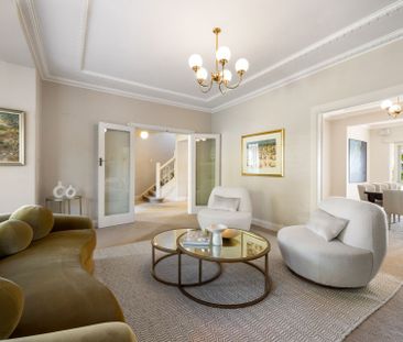 Breathtaking Middle Harbour Views in a Tranquil Beauty Point Setting - Photo 2